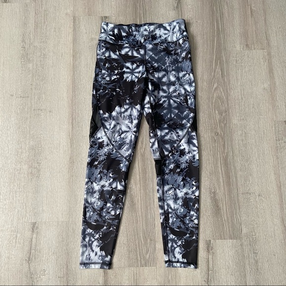 Alala Captain Ankle Tight in Palm Shadow - Picture 2 of 15